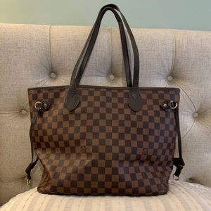 LV purse and wallet